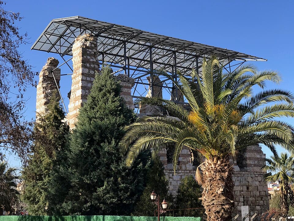 Kız Kulesi (Laskaris-Palast)
